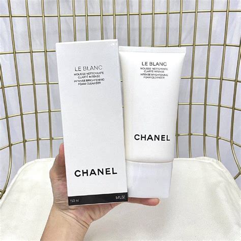 leche limpiadora chanel|chanel le blanc cleanser.